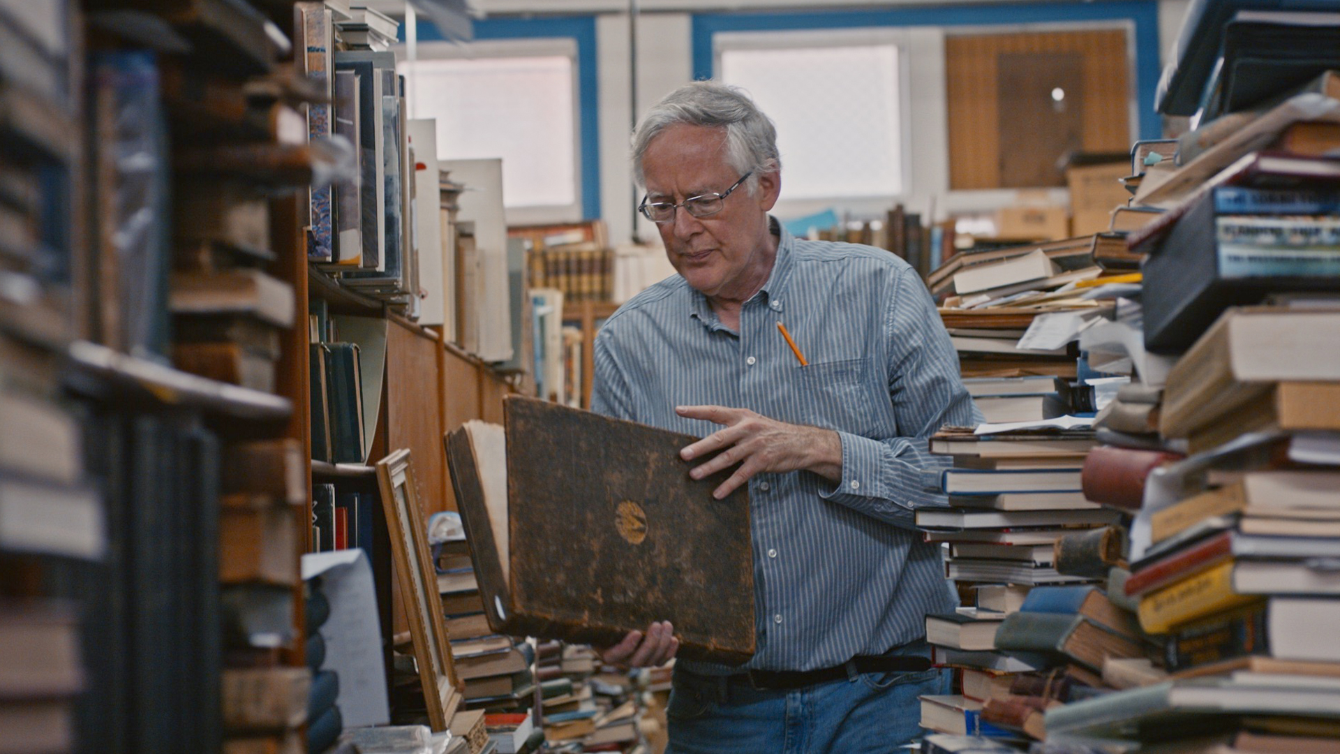 150 Stories that Shape British Columbia - E48 - The Man with 100,000 Books