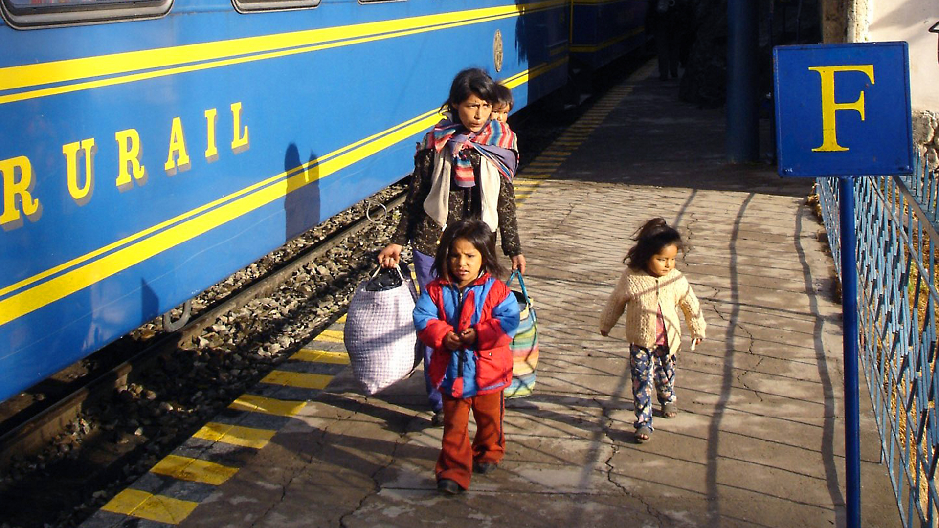 Around the World in 80 Treasures - E1 - Peru to Brazil