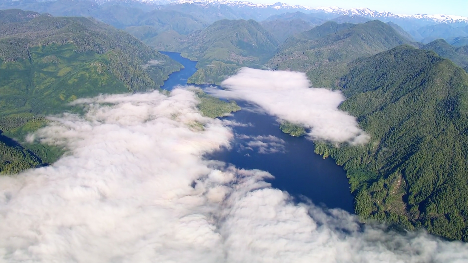 Canada Over the Edge: British Columbia - S2E34 - Rivers Inlet