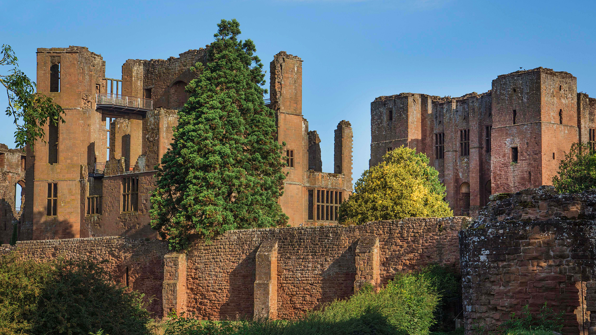 Castles: Britain's Fortified History - E1 - Instruments of Invasion