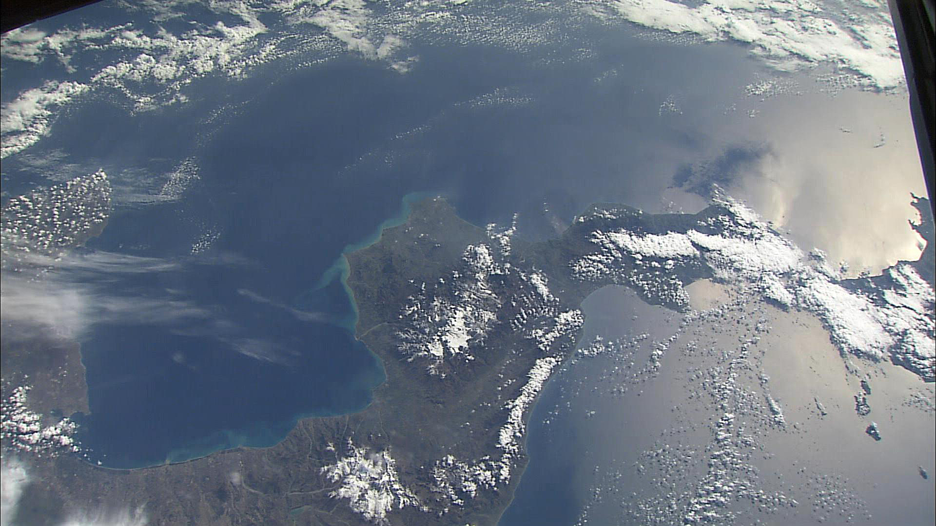 Cosmic Vistas - S3E4 - Gravity