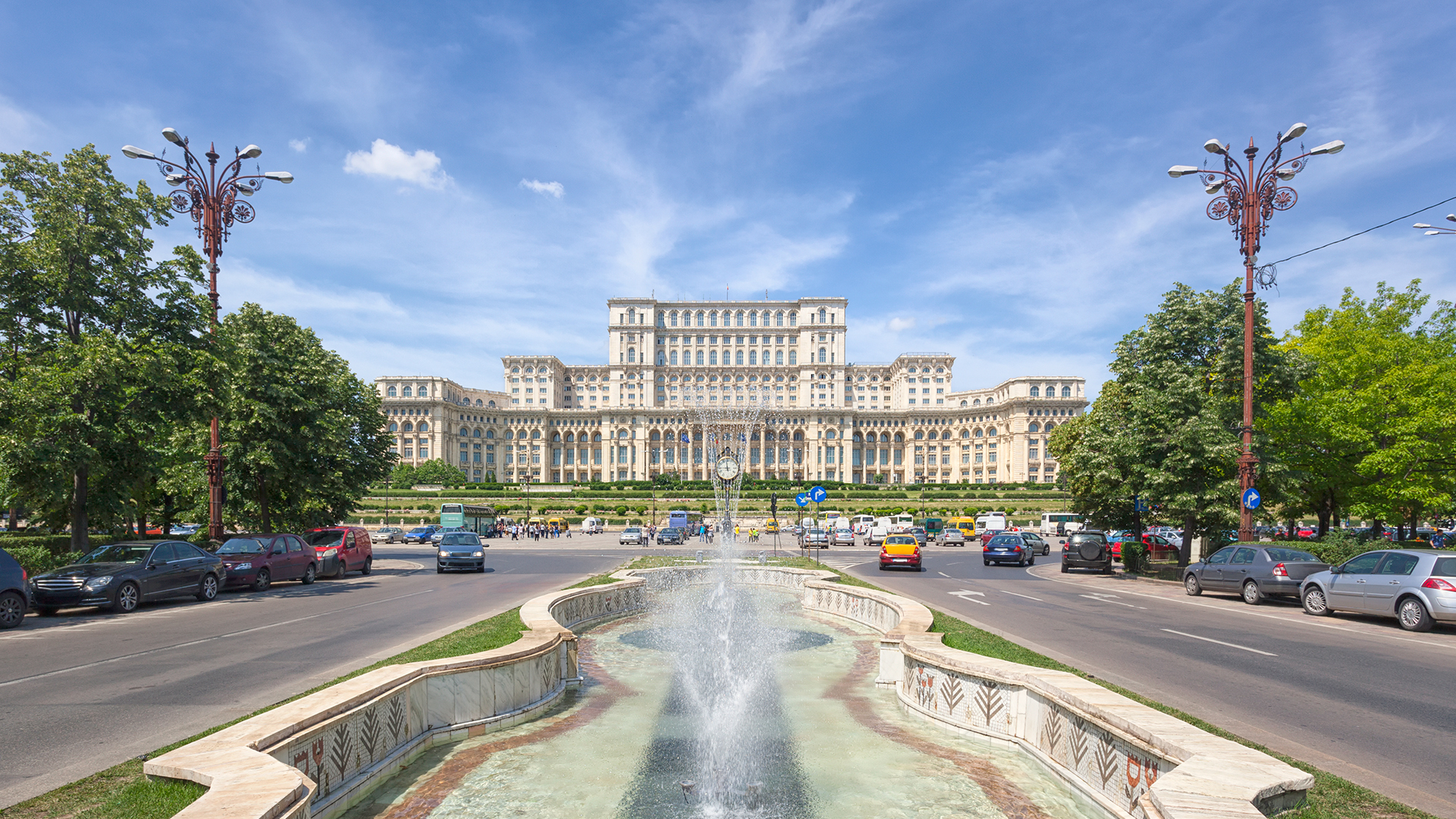 Dan Cruickshank's Adventures in Architecture - E8 - Power