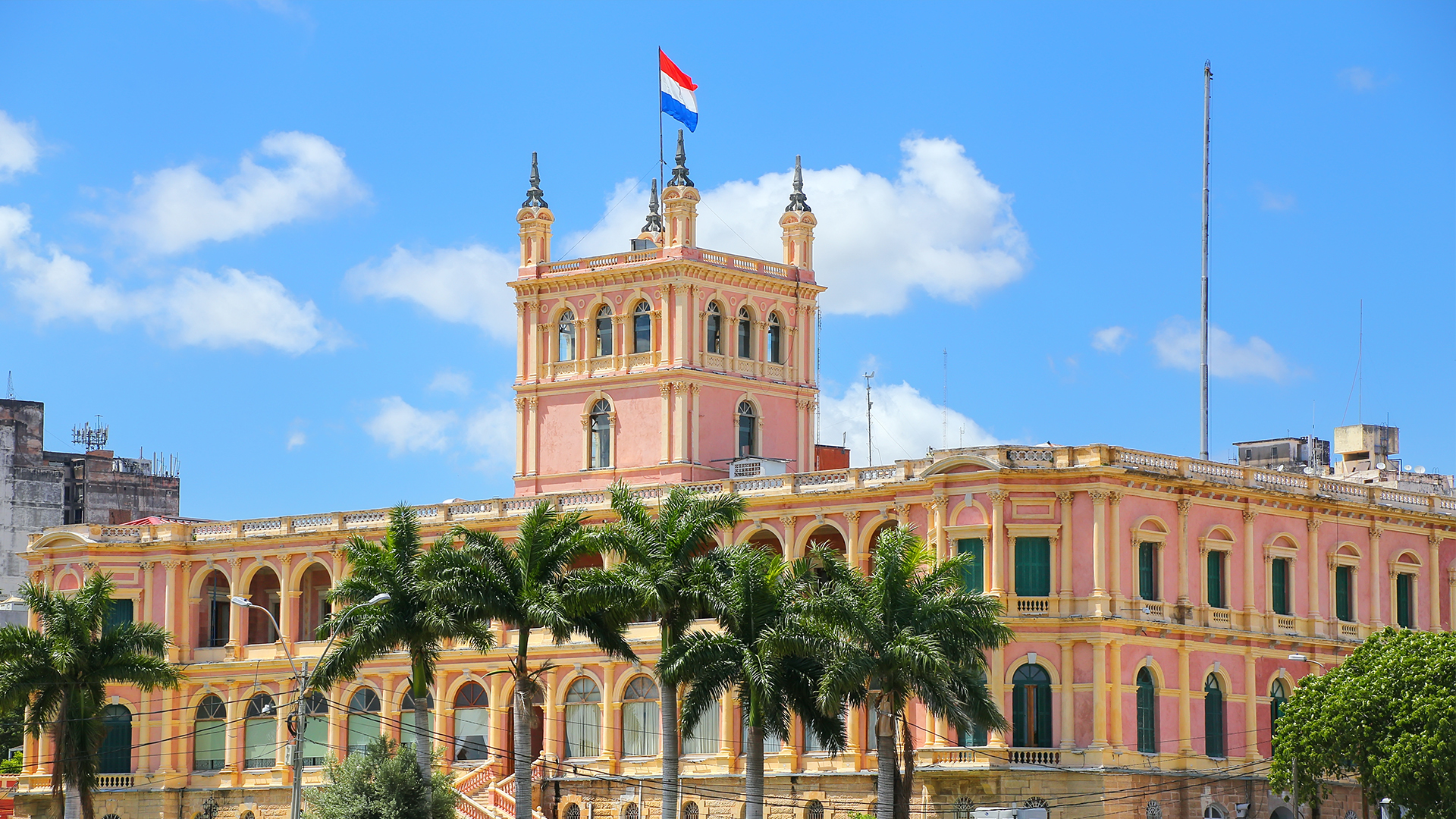 Globe Trekker South America  - E1 - Uruguay and Paraguay