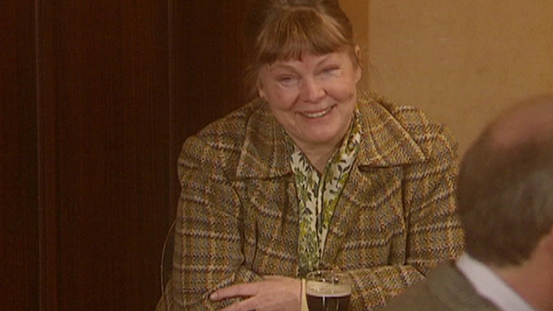 Heartbeat - S7E2 - Pig in the Middle