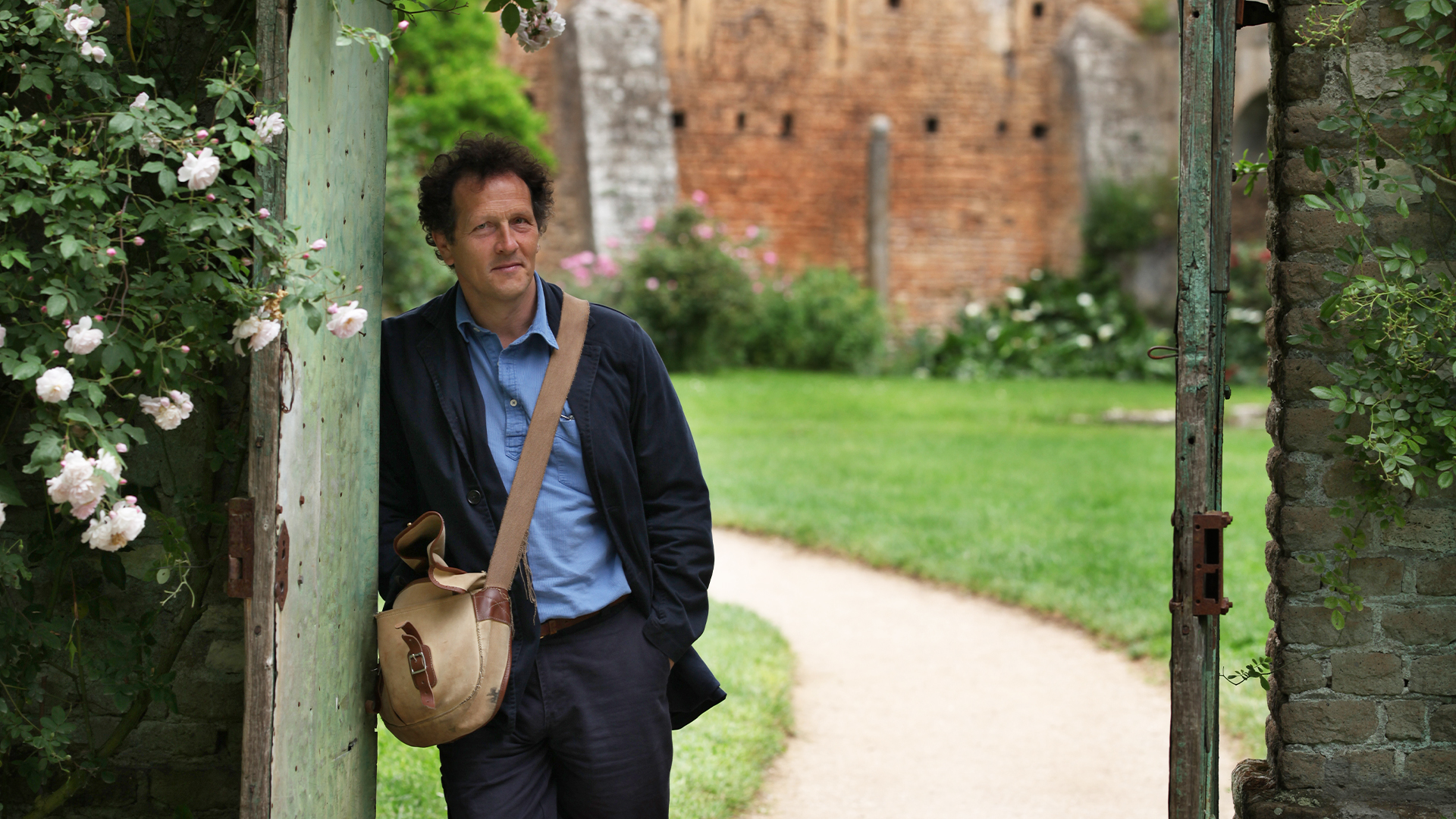 Monty Don's Italian Gardens - E3 - Naples Monty Don's Italian Gardens - E3 - Naples