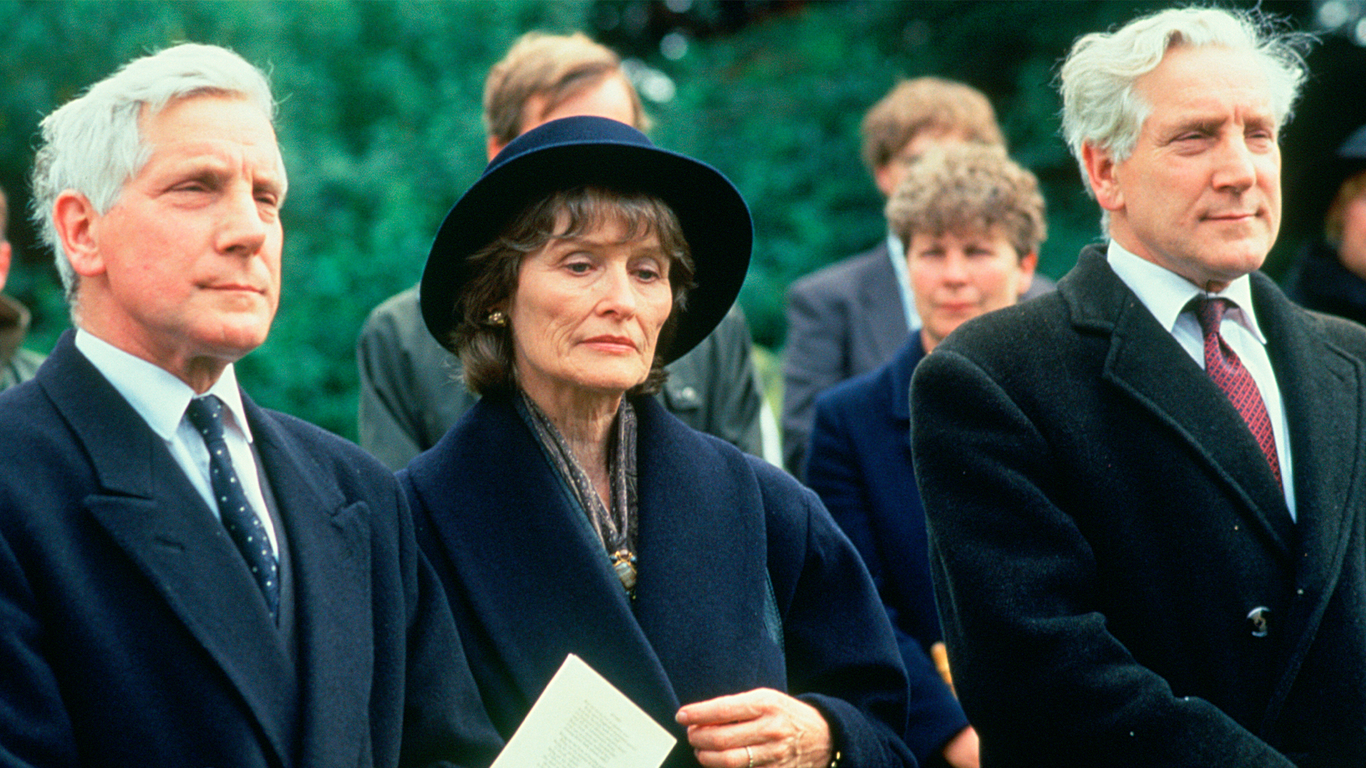 The Camomile Lawn - E5 - The Camomile Lawn