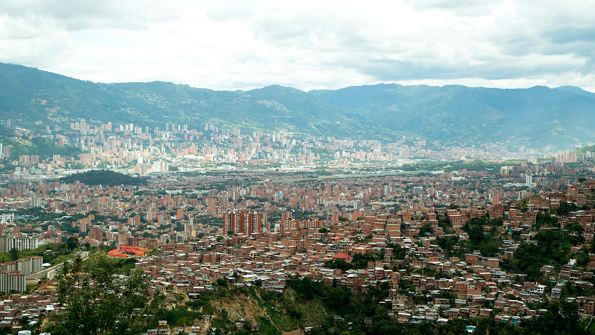 The Life-Sized City - E1 - Medellin