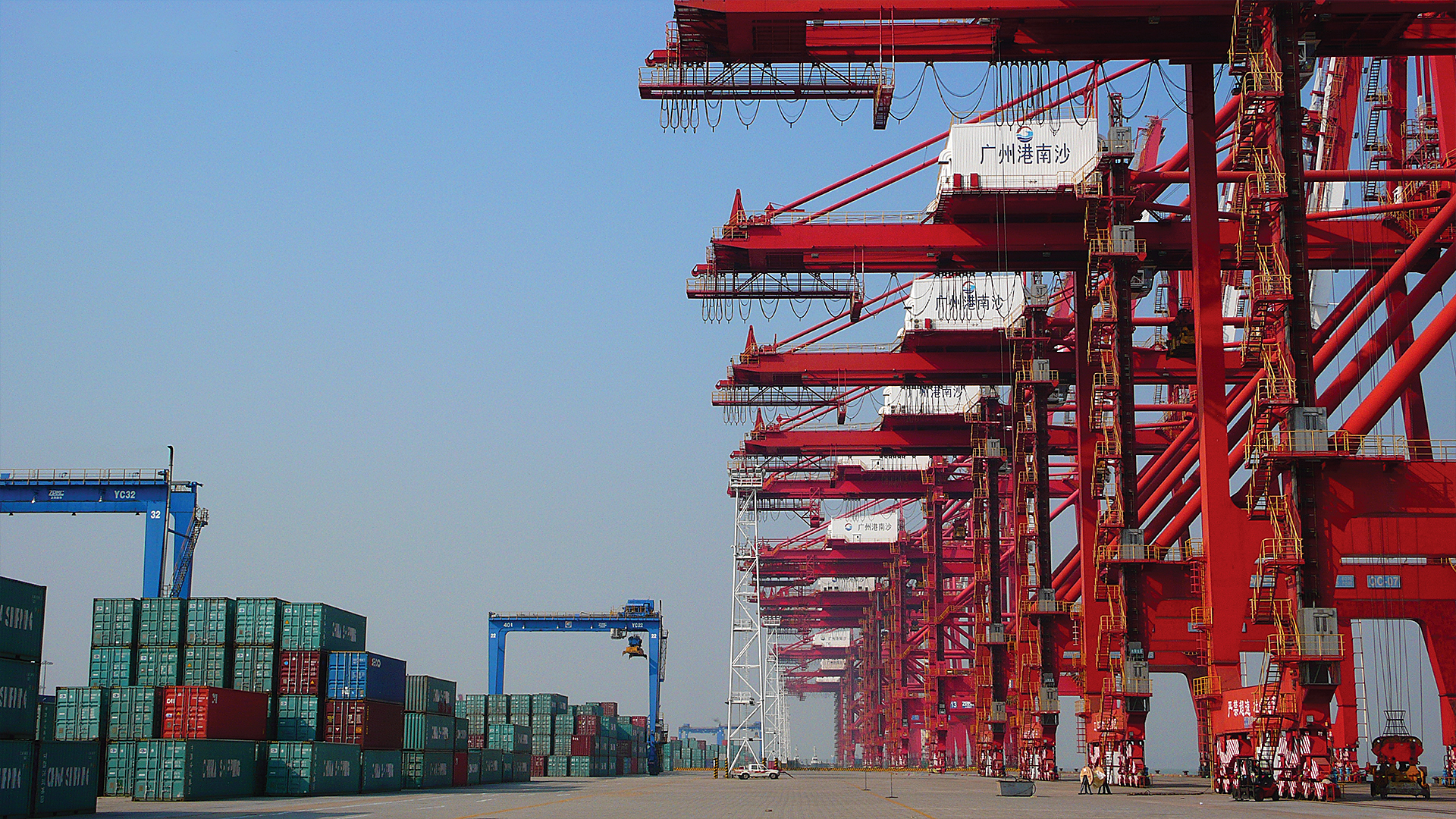 The Maritime Silk Road - E1 - A City Divided