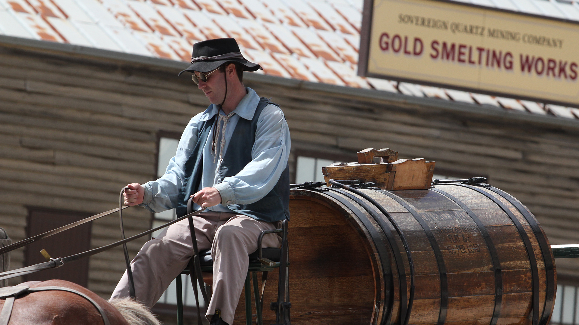 Tony Robinson Down Under - E3 - The People are Revolting