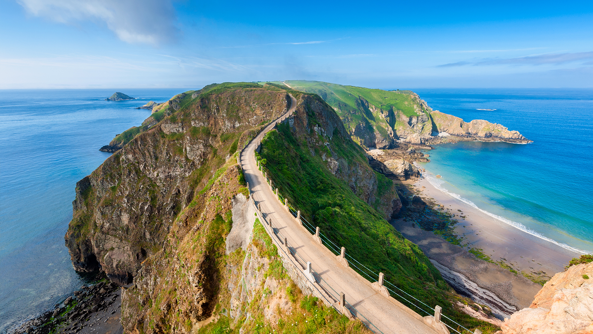 Walking Through History - S3E4 - Nazi Occupation: The Channel Islands Walking Through History - S3E4 - Nazi Occupation: The Channel Islands