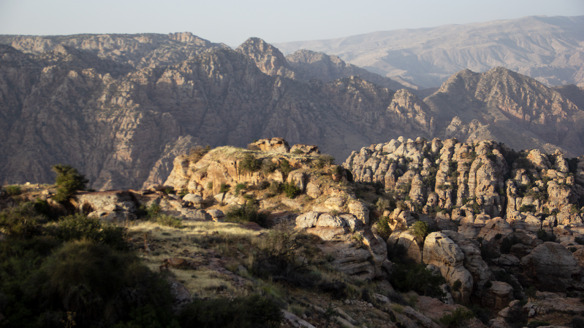 Wildest Middle East - E3 - Jordan: Nature's Furnace
